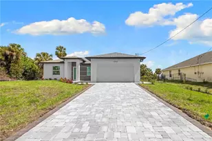 1337 NE 33rd St, Cape Coral, FL 33909 - Photo 4