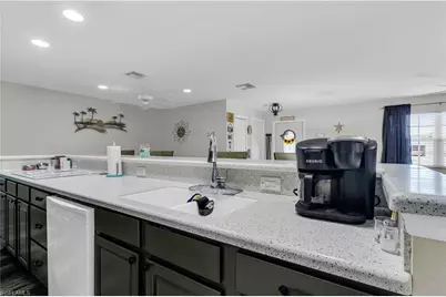 1385 Pine Ave, North Fort Myers, FL 33917 - Photo 6