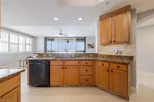 2090 W First St, Fort Myers, FL 33901 - Photo 14