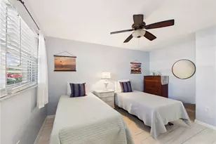 300 Valley Stream Dr, Naples, FL 34113 - Photo 14