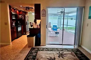 124 SE 31st St, Cape Coral, FL 33904 - Photo 12