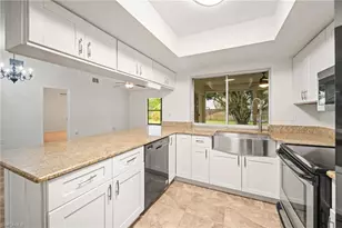 210 NE 10th Ave, Cape Coral, FL 33909 - Photo 20