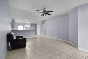 524 NE 24th Pl, Cape Coral, FL 33909 - Photo 8