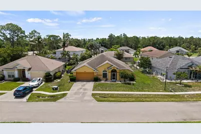 1520 Honor Ct, Lehigh Acres, FL 33971 - Photo 30