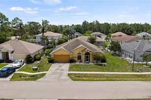 1520 Honor Ct, Lehigh Acres, FL 33971 - Photo 30