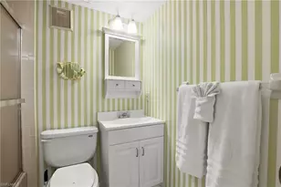 460 Fox Haven Dr, Naples, FL 34104 - Photo 26