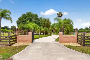 6670 Pangola Rd, Fort Myers, FL 33905 - Photo 2
