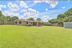 150 Brooks Rd, North Fort Myers, FL 33917 - Photo 2