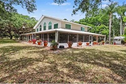 3079 Frontier Cir, Labelle, FL 33935 - Photo 2