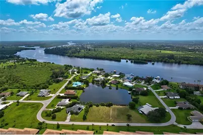 17091 Waters Edge Cir, North Fort Myers, FL 33917 - Photo 8