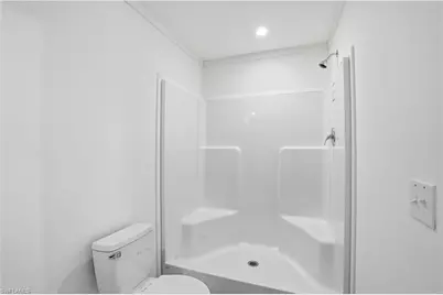 7 Birch Blvd, Fort Myers, FL 33908 - Photo 16
