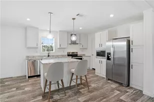 7 Birch Blvd, Fort Myers, FL 33908 - Photo 1