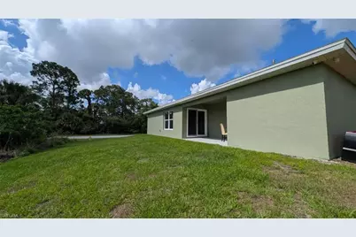 9001 Penny Cir Cir, Labelle, FL 33935 - Photo 28