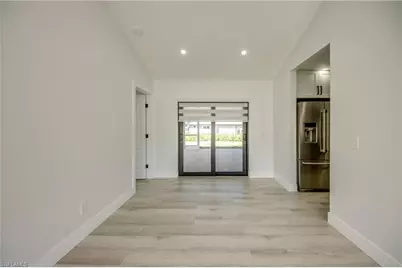412 NE 17th Pl, Cape Coral, FL 33909 - Photo 6