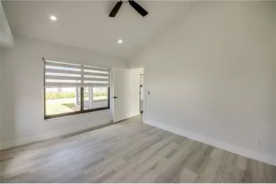 412 NE 17th Pl, Cape Coral, FL 33909 - Photo 24