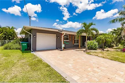 1305 SE 32nd St, Cape Coral, FL 33904 - Photo 2