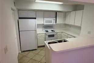 4127 Residence Drive, Fort Myers, FL 33901 - Photo 2
