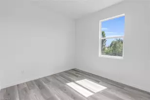 422 NE 20th Terrace, Cape Coral, FL 33909 - Photo 10