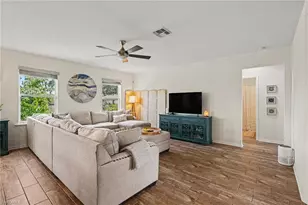 1810 NW 13th St, Cape Coral, FL 33993 - Photo 10