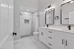 7745 Woodbrook Cir, Naples, FL 34104 - Photo 4
