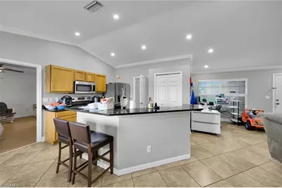 1502 SE 2nd Pl, Cape Coral, FL 33990 - Photo 10