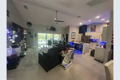 1811 SW 3rd Ter, Cape Coral, FL 33991 - Photo 4