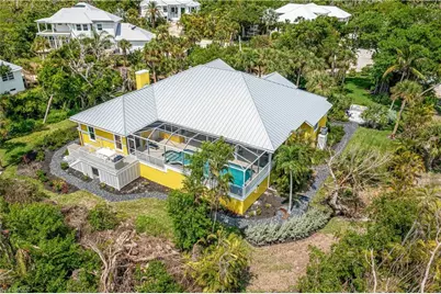 335 Cowry Ct, Sanibel, FL 33957 - Photo 2