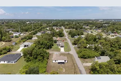 104 Denis Ave N, Lehigh Acres, FL 33971 - Photo 32