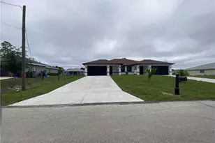 2109-2111 Fairway Dr, Lehigh Acres, FL 33973 - Photo 2