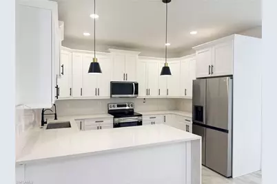 2801 SW 3rd St, Cape Coral, FL 33991 - Photo 2