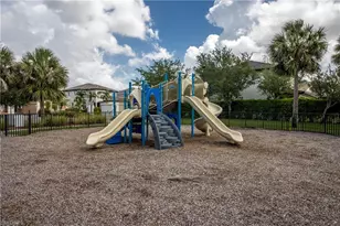 17026 Tremont St, Fort Myers, FL 33908 - Photo 26