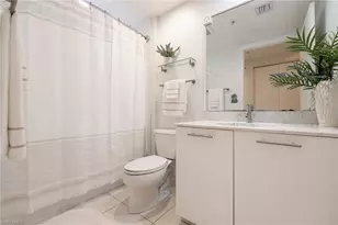 3000 Oasis Grand Blvd, Fort Myers, FL 33916 - Photo 14