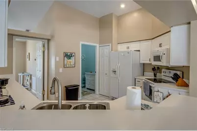 4010 SW 19th Pl, Cape Coral, FL 33914 - Photo 12