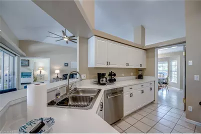 4010 SW 19th Pl, Cape Coral, FL 33914 - Photo 14