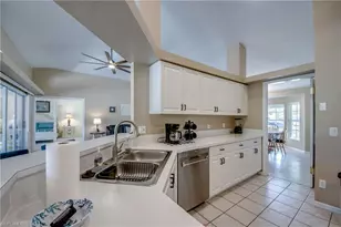 4010 SW 19th Pl, Cape Coral, FL 33914 - Photo 14