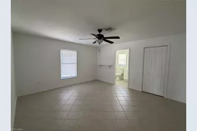 1424 NE 13th Pl, Cape Coral, FL 33909 - Photo 12
