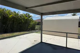 1424 NE 13th Pl, Cape Coral, FL 33909 - Photo 26