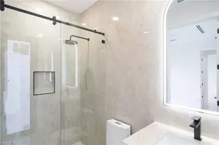 915 Lincoln Ave, Lehigh Acres, FL 33972 - Photo 22