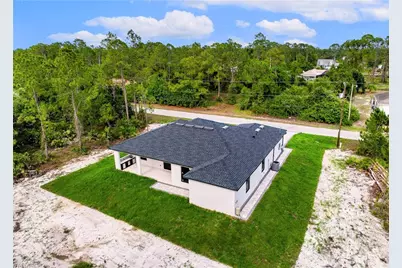 915 Lincoln Ave, Lehigh Acres, FL 33972 - Photo 40