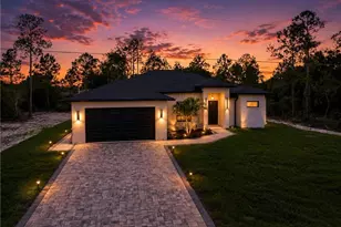 915 Lincoln Ave, Lehigh Acres, FL 33972 - Photo 2
