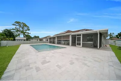 60 Floyd Ave S, Lehigh Acres, FL 33976 - Photo 32
