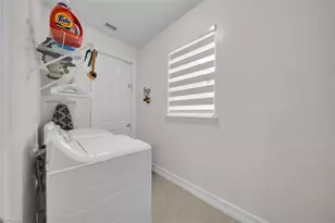 60 Floyd Ave S, Lehigh Acres, FL 33976 - Photo 6