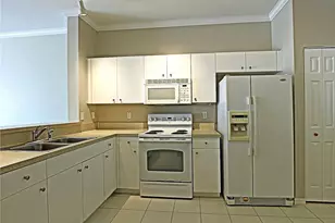 3647 Pine Oak Cir, Fort Myers, FL 33916 - Photo 4
