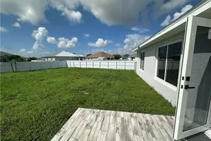 1518 NE 43rd Ln, Cape Coral, FL 33909 - Photo 22