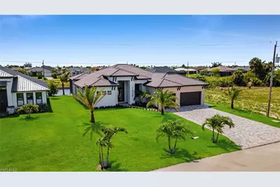 1216 NW 32nd Pl, Cape Coral, FL 33993 - Photo 6
