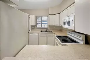 4172 Castilla Circle, Fort Myers, FL 33916 - Photo 6