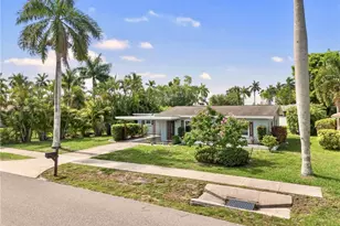 5521 Shaddelee Ln W, Fort Myers, FL 33919 - Photo 20