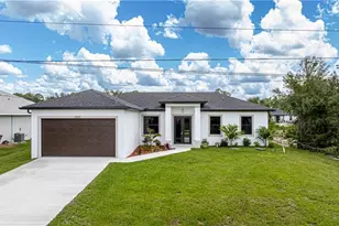 2705 Darlene Pl, Lehigh Acres, FL 33971 - Photo 2