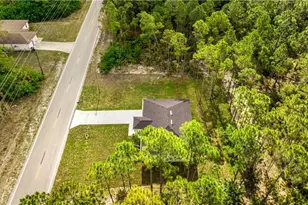 1805 W 10th St, Lehigh Acres, FL 33972 - Photo 6