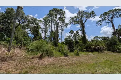 6065 S Moss Cir, Labelle, FL 33935 - Photo 1